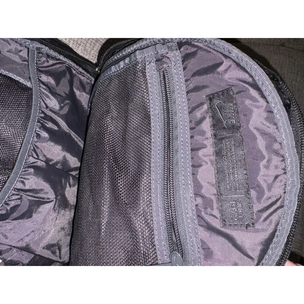 Nike Cheyenne Vapor Running Backpack Aerospan Black Rain Cover Hiking Camping